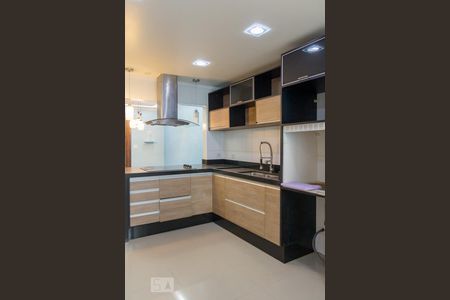 Cozinha de casa para alugar com 3 quartos, 340m² em Jardim Orlandina, São Bernardo do Campo