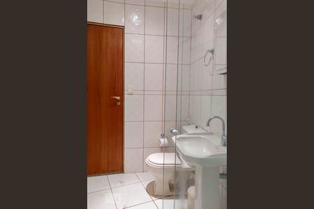 Apartamento à venda com 100m², 2 quartos e sem vagaBanheiro da Suíte