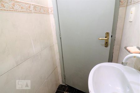 Casa à venda com 150m², 4 quartos e 1 vagaLavabo