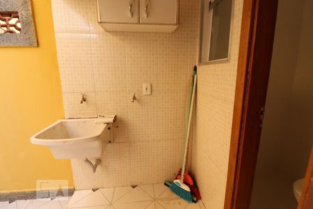 Casa à venda com 150m², 4 quartos e 1 vagaÁrea de Serviço