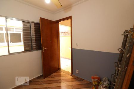 Casa à venda com 150m², 4 quartos e 1 vagaQuarto de Serviço