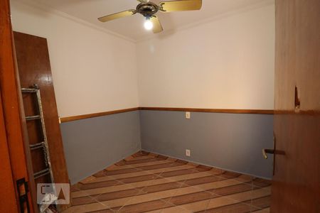 Casa à venda com 150m², 4 quartos e 1 vagaQuarto de Serviço