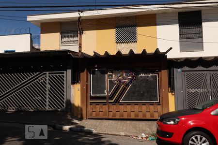 Casa à venda com 150m², 4 quartos e 1 vagaFachada