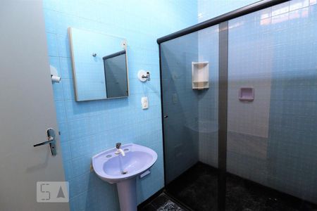 Casa à venda com 150m², 4 quartos e 1 vagaBanheiro 1