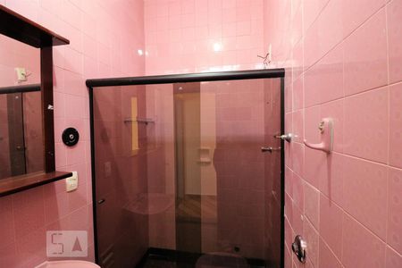 Casa à venda com 150m², 4 quartos e 1 vagaBanheiro 2