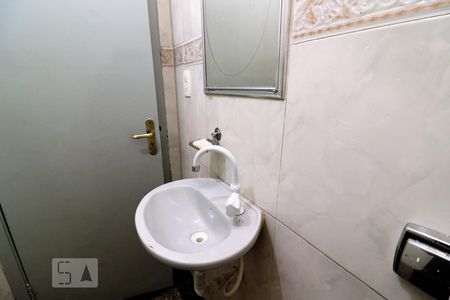 Casa à venda com 150m², 4 quartos e 1 vagaLavabo