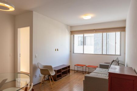 Sala de apartamento à venda com 2 quartos, 67m² em Vila Anglo Brasileira, São Paulo