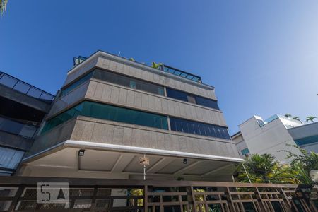 Apartamento para alugar com 100m², 3 quartos e 2 vagas Apartamento para alugar com 100m², 3 quartos e 2 vagasFachada