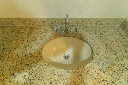 Apartamento para alugar com 100m², 3 quartos e 2 vagas Apartamento para alugar com 100m², 3 quartos e 2 vagasBanheiro 2 - Pia