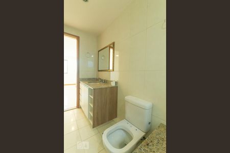 Apartamento para alugar com 100m², 3 quartos e 2 vagas Apartamento para alugar com 100m², 3 quartos e 2 vagasBanheiro da Suíte