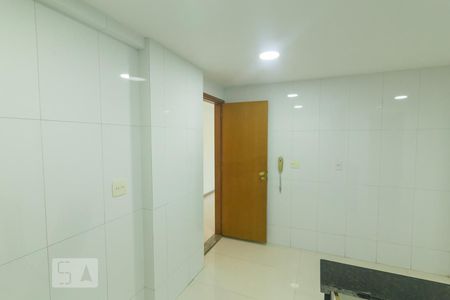 Apartamento para alugar com 100m², 3 quartos e 2 vagas Apartamento para alugar com 100m², 3 quartos e 2 vagasCozinha