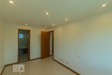 Apartamento para alugar com 100m², 3 quartos e 2 vagas Apartamento para alugar com 100m², 3 quartos e 2 vagasSuíte
