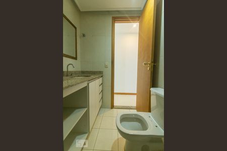 Apartamento para alugar com 100m², 3 quartos e 2 vagas Apartamento para alugar com 100m², 3 quartos e 2 vagasBanheiro 2