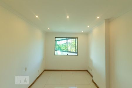 Suíte de apartamento para alugar com 3 quartos, 100m² em Recreio dos Bandeirantes, Niterói