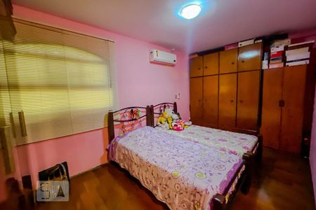 Casa à venda com 280m², 4 quartos e 2 vagasQuarto 3