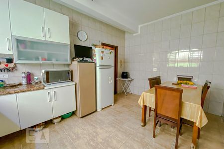 Casa à venda com 280m², 4 quartos e 2 vagasCozinha