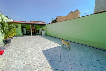 Casa à venda com 280m², 4 quartos e 2 vagasQuintal