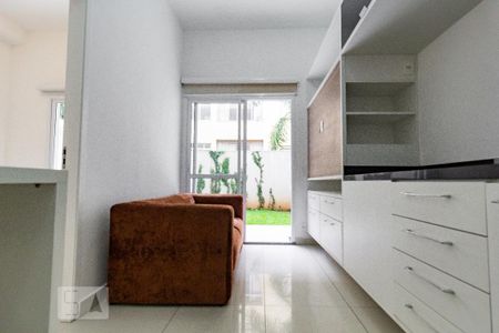 Sala / Cozinha de apartamento para alugar com 1 quarto, 50m² em Jardim Novo Santo Amaro, São Paulo