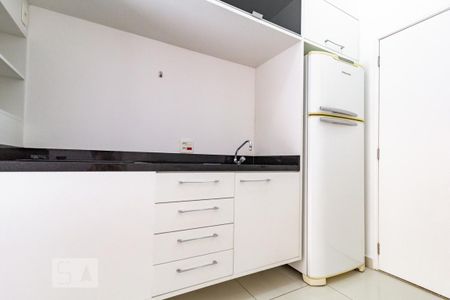 Sala / Cozinha de apartamento para alugar com 1 quarto, 50m² em Jardim Novo Santo Amaro, São Paulo