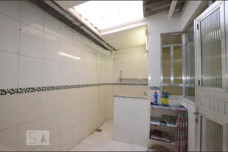 Apartamento para alugar com 65m², 2 quartos e sem vagaCozinha