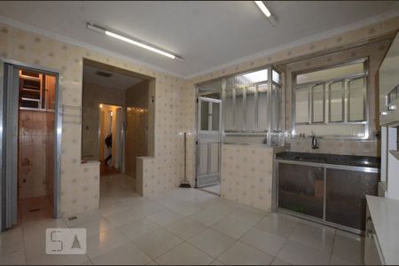 Apartamento para alugar com 65m², 2 quartos e sem vagaCozinha