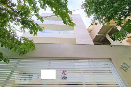 Apartamento para alugar com 70m², 2 quartos e 1 vagaFachada