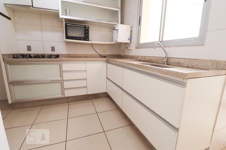Apartamento para alugar com 178m², 3 quartos e 2 vagas Apartamento para alugar com 178m², 3 quartos e 2 vagasCozinha