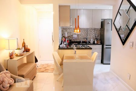 Sala de apartamento para alugar com 2 quartos, 66m² em Socorro, São Paulo