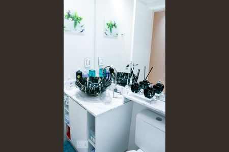 Apartamento para alugar com 66m², 2 quartos e 1 vagaBanheiro Social