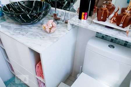 Apartamento para alugar com 66m², 2 quartos e 1 vagaBanheiro Suíte