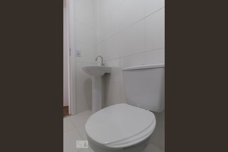 Detalhe Banheiro de apartamento para alugar com 2 quartos, 36m² em Presidente Altino, Osasco