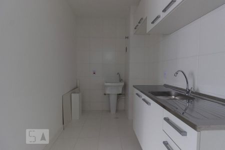 Cozinha de apartamento para alugar com 2 quartos, 36m² em Presidente Altino, Osasco