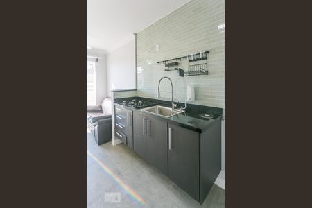 Cozinha de apartamento para alugar com 1 quarto, 32m² em Ferreira, São Paulo