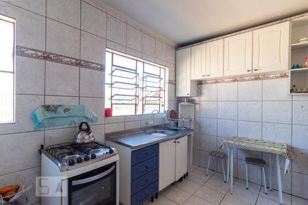 Casa para alugar com 190m², 3 quartos e 1 vaga Casa para alugar com 190m², 3 quartos e 1 vagaCozinha