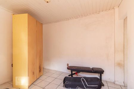 Casa para alugar com 190m², 3 quartos e 1 vaga Casa para alugar com 190m², 3 quartos e 1 vagaCasa Fundos