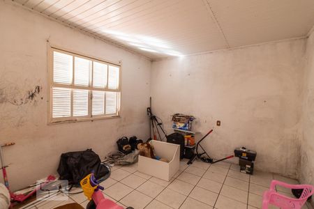 Casa para alugar com 190m², 3 quartos e 1 vaga Casa para alugar com 190m², 3 quartos e 1 vagaCasa Fundos