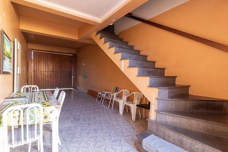 Casa para alugar com 190m², 3 quartos e 1 vaga Casa para alugar com 190m², 3 quartos e 1 vagaGaragem