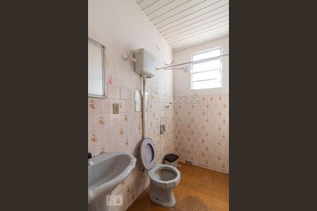 Casa para alugar com 190m², 3 quartos e 1 vaga Casa para alugar com 190m², 3 quartos e 1 vagaCasa Fundos