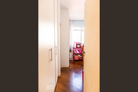 Apartamento para alugar com 110m², 3 quartos e 2 vagas Apartamento para alugar com 110m², 3 quartos e 2 vagasSuíte