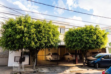 Apartamento para alugar com 110m², 3 quartos e 2 vagas Apartamento para alugar com 110m², 3 quartos e 2 vagasFachada