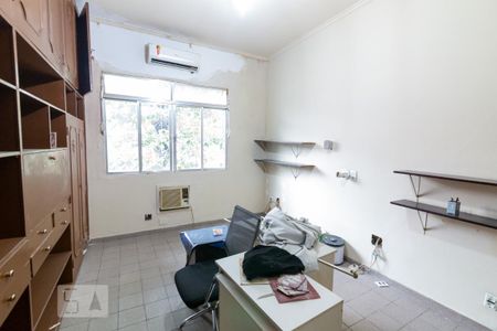Casa para alugar com 376m², 3 quartos e 3 vagas Casa para alugar com 376m², 3 quartos e 3 vagasQuarto 2