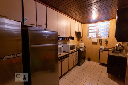 Casa para alugar com 376m², 3 quartos e 3 vagas Casa para alugar com 376m², 3 quartos e 3 vagasCozinha