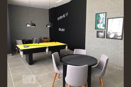 Apartamento à venda com 56m², 3 quartos e 1 vaga Apartamento à venda com 56m², 3 quartos e 1 vagaÁrea Comum - Salão de Jogos