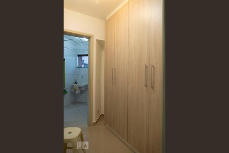 Apartamento para alugar com 80m², 3 quartos e 1 vaga Apartamento para alugar com 80m², 3 quartos e 1 vagaCloset