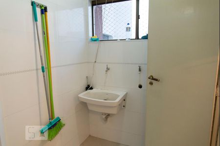 Apartamento para alugar com 80m², 3 quartos e 1 vaga Apartamento para alugar com 80m², 3 quartos e 1 vagaLavanderia