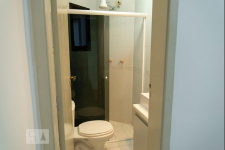 Apartamento para alugar com 80m², 3 quartos e 1 vaga Apartamento para alugar com 80m², 3 quartos e 1 vagaBanheiro social