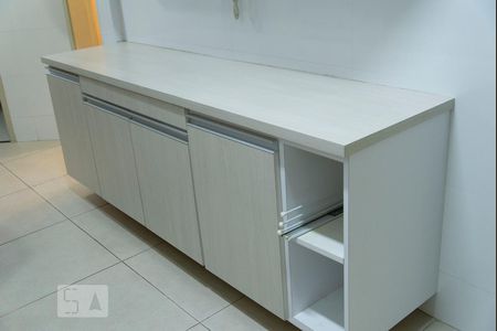 Apartamento para alugar com 80m², 3 quartos e 1 vaga Apartamento para alugar com 80m², 3 quartos e 1 vagaCozinha - Armários