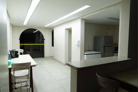 Apartamento para alugar com 80m², 3 quartos e 1 vaga Apartamento para alugar com 80m², 3 quartos e 1 vagaÁrea comum - Salão de festas