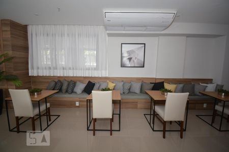 Apartamento para alugar com 60m², 2 quartos e 1 vagaÁrea Comum- Salão de Festas