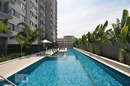 Apartamento para alugar com 60m², 2 quartos e 1 vagaÁrea comum- Piscina
